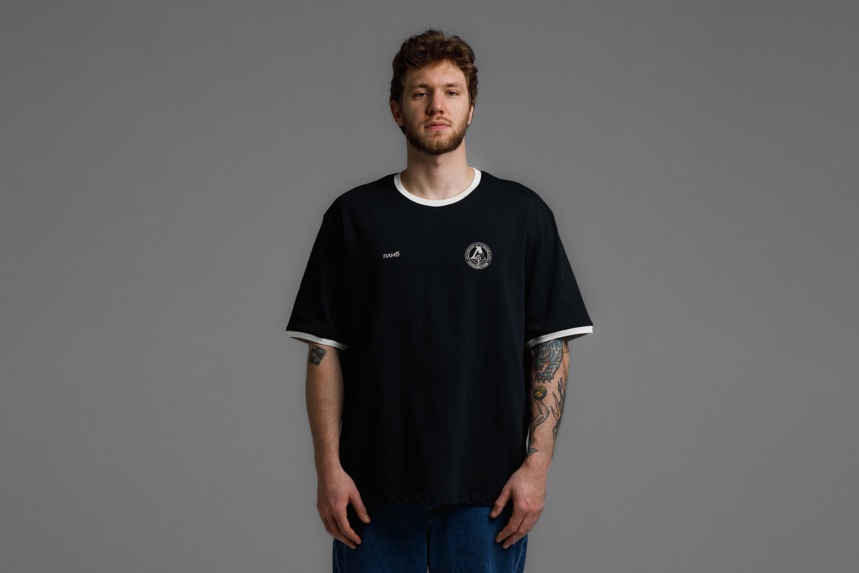 Футболка свободного кроя (тёмно-синяя) с эмблемой ЧРКЗВ x ПЛНБ (XS)