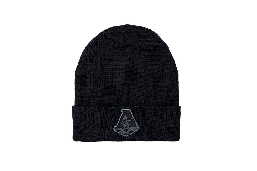 Шапка с эмблемой и подворотом (чёрная)