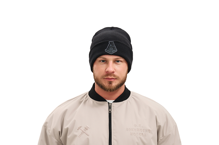 Шапка с эмблемой и подворотом (чёрная)