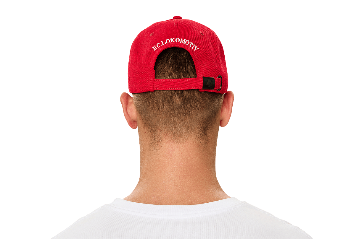 Кепка с эмблемой красная (58)