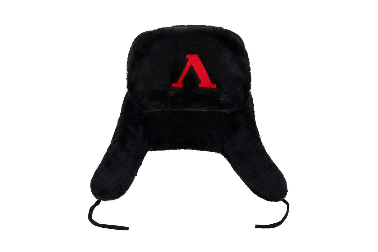 Шапка-ушанка черная с литерой "Л" (56)