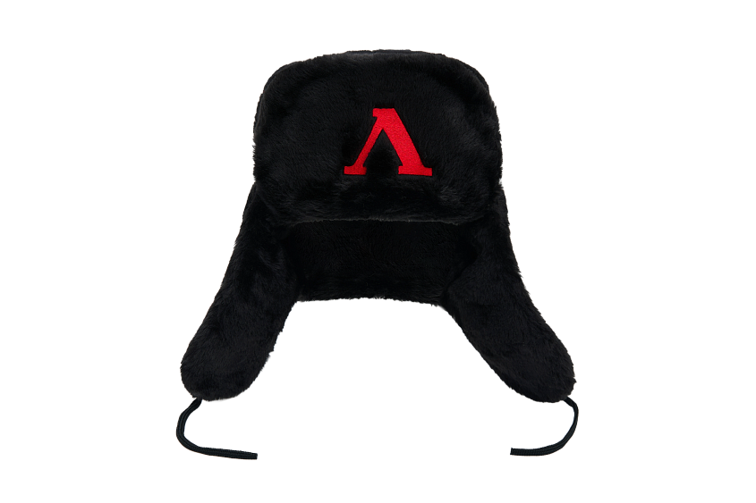 Шапка-ушанка черная с литерой "Л" (56)