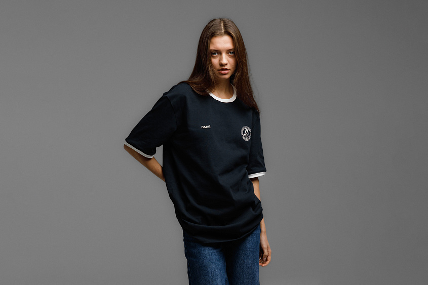 Футболка свободного кроя (тёмно-синяя) с эмблемой ЧРКЗВ x ПЛНБ (XS)