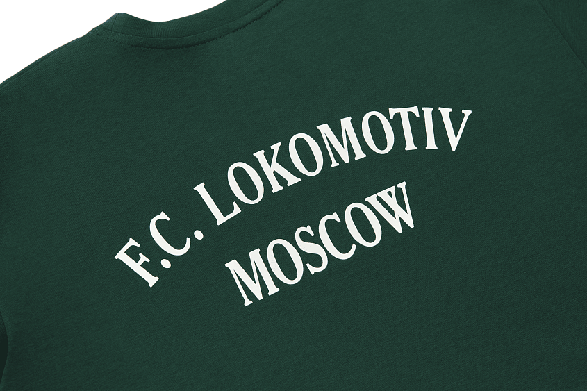 Футболка 2004 Зеленая с цветной эмблемой (L)